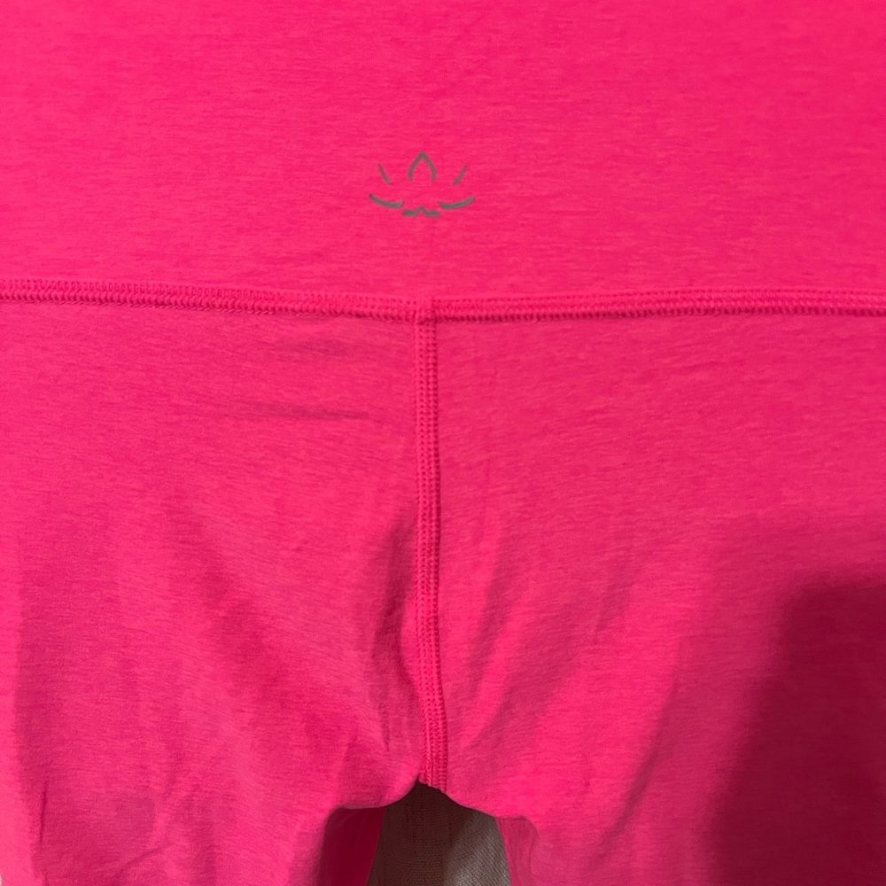 Beyond Yoga Spacedye High Waisted Midi Legging in Electric Pink - Picture 4 of 5